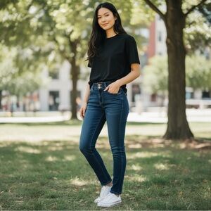 Woman’s denim skinny Jeans